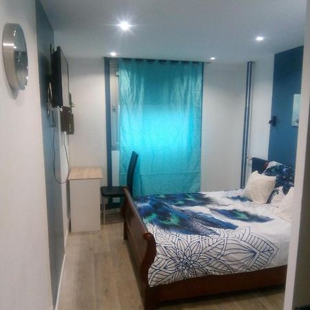 Studio 28M² Au Pied De La Defense Courbevoie Eksteriør billede